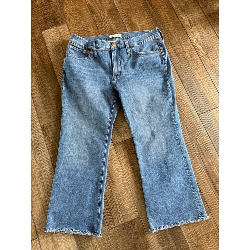 Madewell Mid Rise Kick Out Jeans Sz. 30 Petite